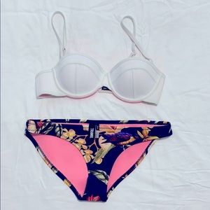 TRIANGL bikini